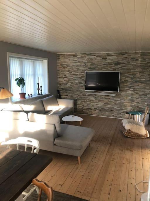 Hyggeligt Byhus Taet Ved Skov Og Togstation Ålbæk Dış mekan fotoğraf